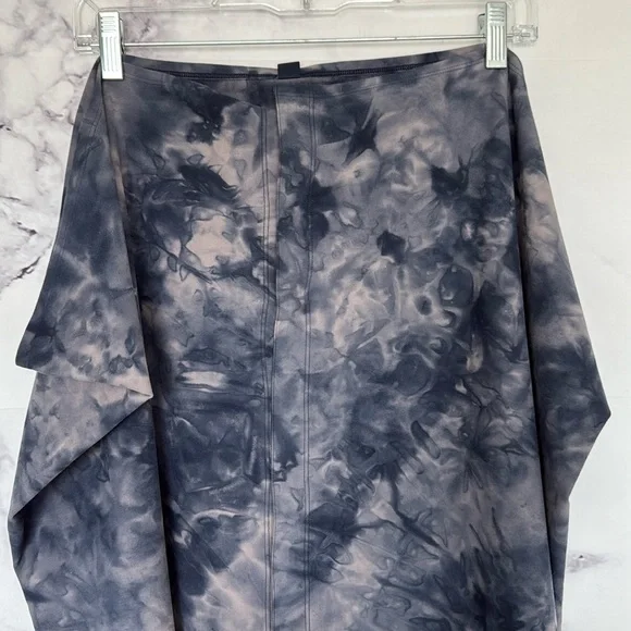 LULULEMON Customizable Snap Scarf OS Diamond Dye Lunar Rock True Navy - Picture 6 of 9